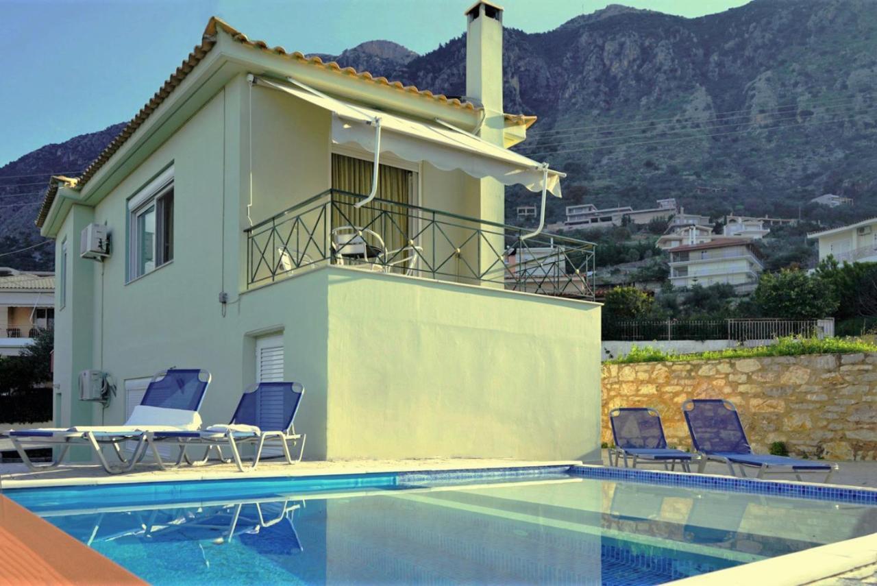 Semiramis Suites With Pool And Private Jacuzzi Kalamata Exterior foto
