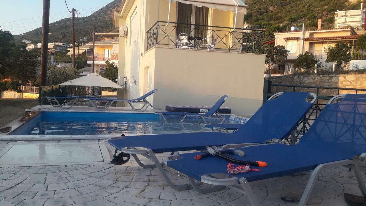 Semiramis Suites With Pool And Private Jacuzzi Kalamata Exterior foto